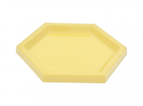 Imagen de BANDEJA PLASTICA HEXAGONO (22X2CM) AMARILLO CLARO