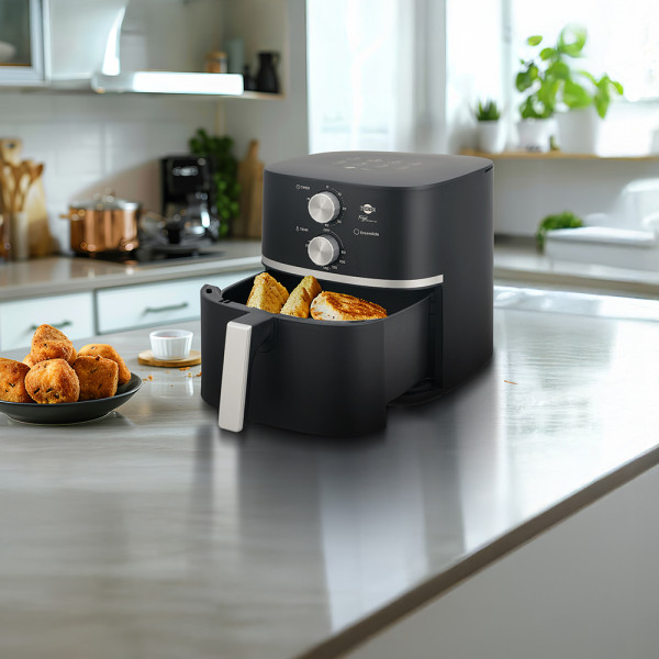 Imagen de AIR FRYER TOKYO FRIGGE CYCLONE  5,2L  200°C ANTIADHERENTE TIMER 60 MIN